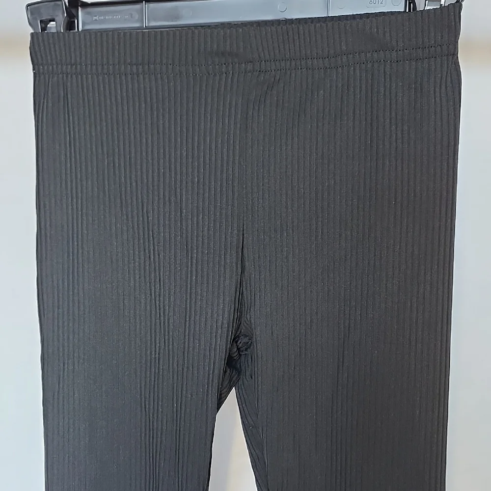 SHEIN Classic Black Turtleneck and Leggings Set - Picture 6 of 6
